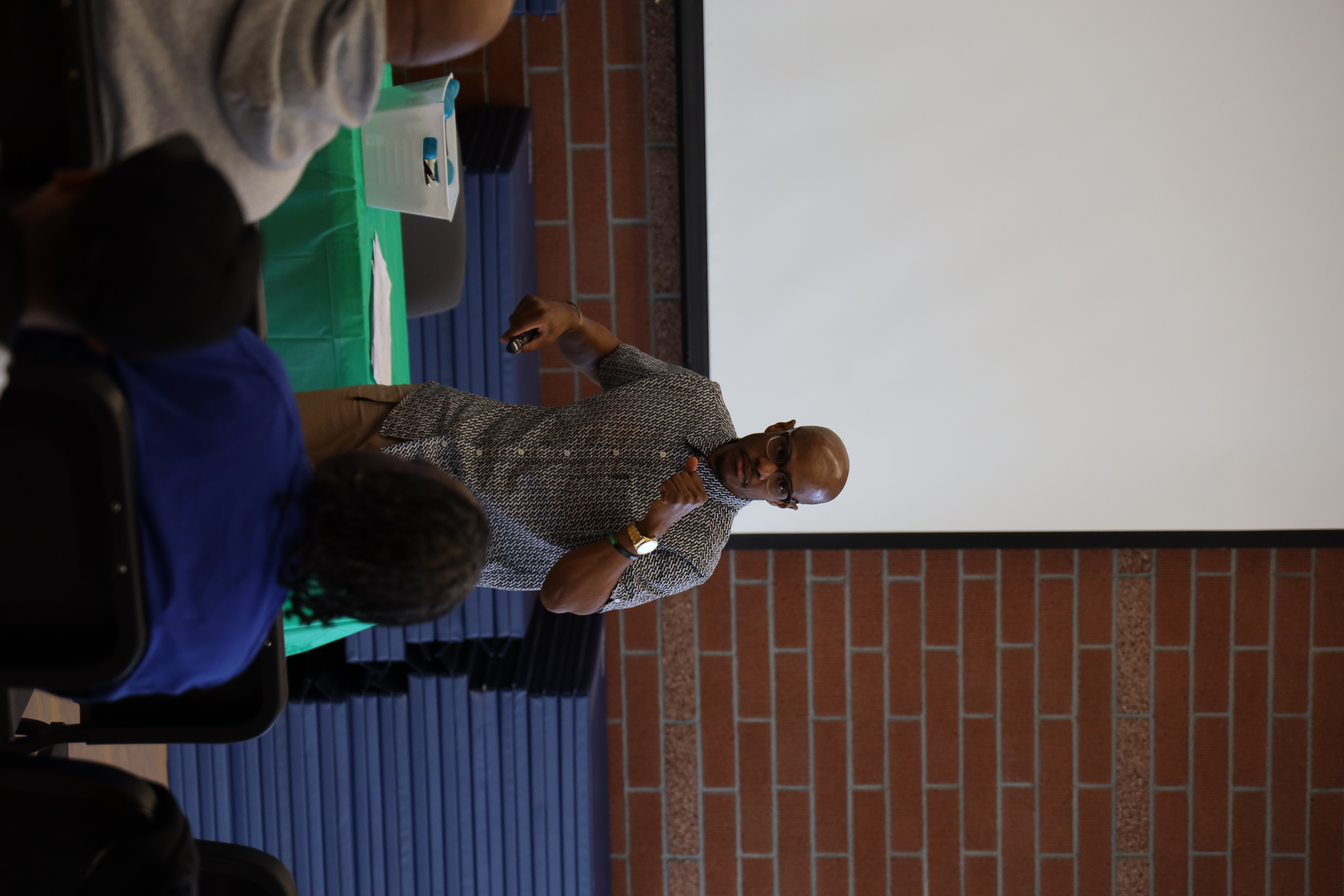 BREAK Program presenter 